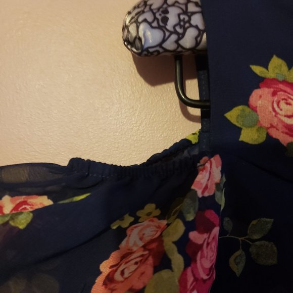 Place Girls Size 6X/7 Floral Blue Dress - Pre-Owned - Picture 2 of 7